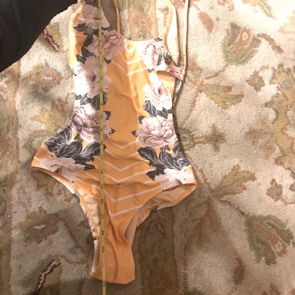 MINKPINK swimsuit! Brand new tags NWT. Open back! - Picture 8 of 8